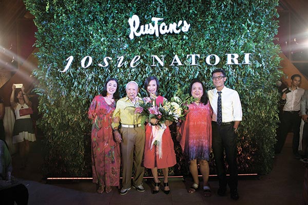 Rustan’s Marketing Communications Manager Dina Tantoco, Rustan Group of Companies Chairman Emeritus Ambassador Bienvenido Tantoco Sr., Josie Natori, Rustan’s VP for Home Merchandising Marilen Tantoco, and Rustan’s President Donnie Tantoco